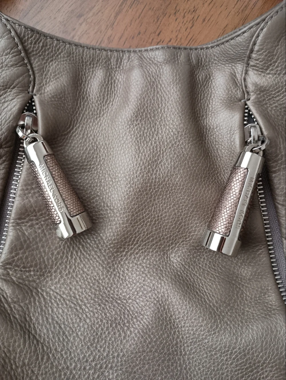 Michael Kors Collection Tonne Taupe Shoulder Hobo Bag